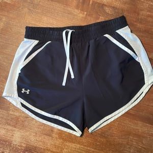 UNDER ARMOUR Women's black shorts size S